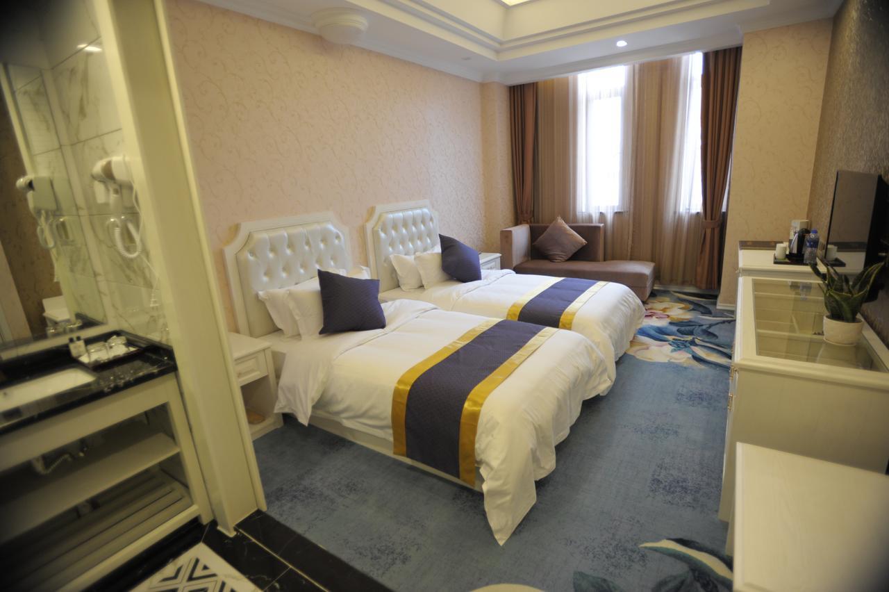 Ramada Encore Shanghai Pudong Bagian luar foto