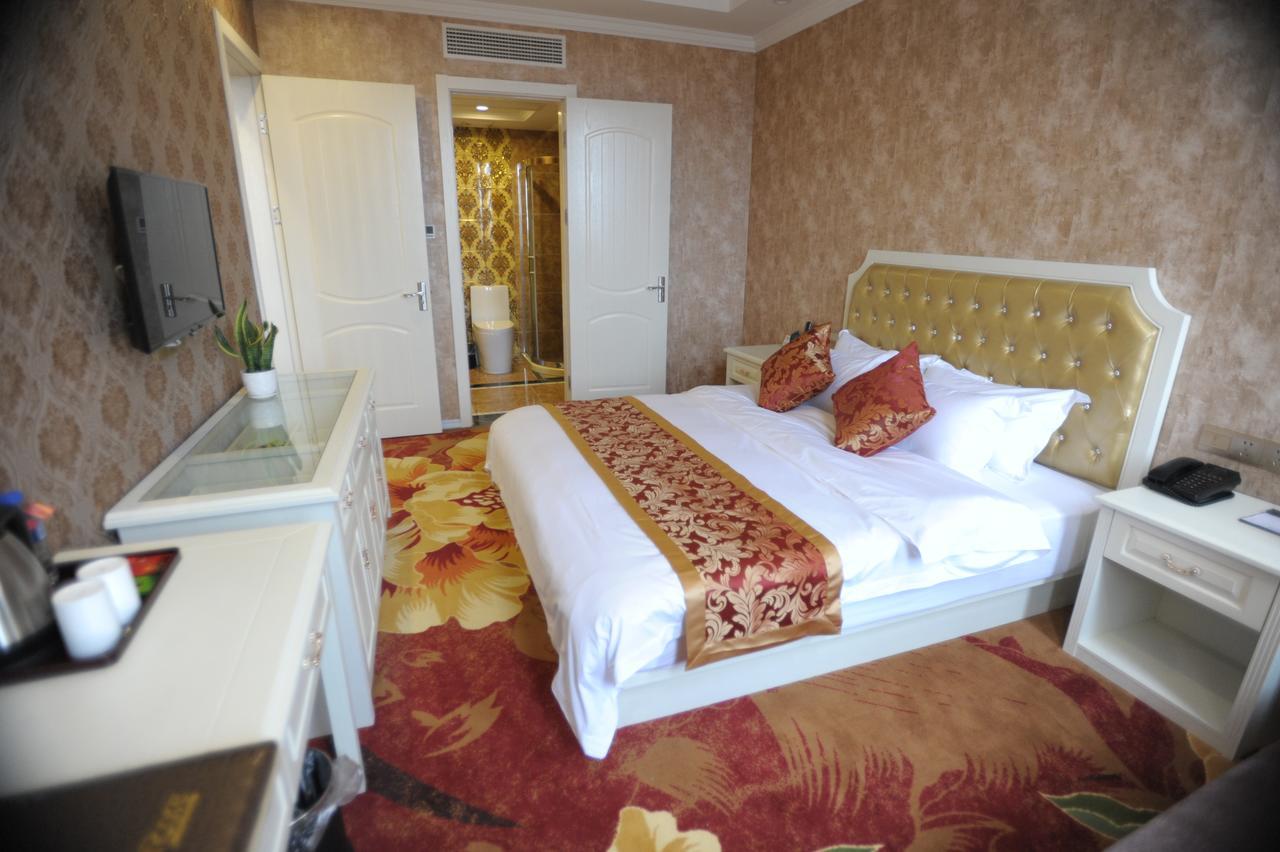 Ramada Encore Shanghai Pudong Bagian luar foto
